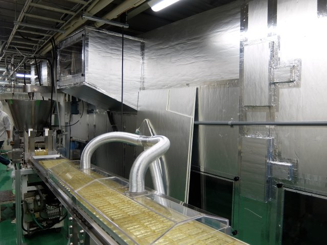 チョコレート工場　ク－リングコンベヤ移設に関わる工事の画像